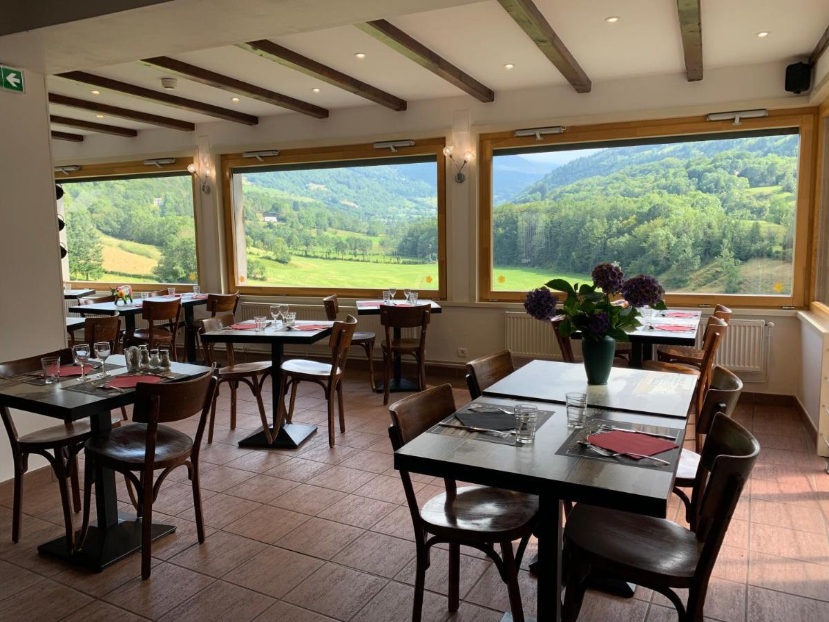 hotel restaurant des voyageurs Le Falgoux Extérieur photo